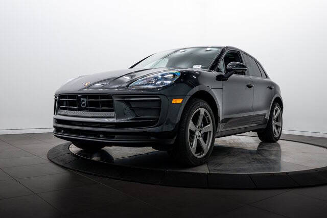 2025 Porsche Macan