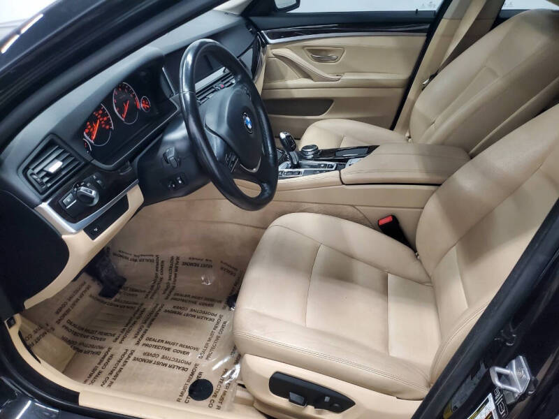 2015 BMW 5 Series 528i xDrive