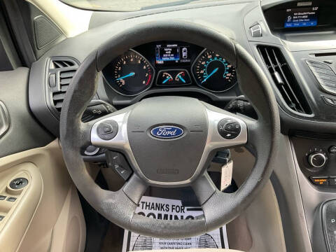 2016 Ford Escape SE