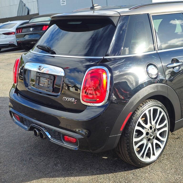 2018 MINI Hardtop 4 Door for sale at SouthMotor Miami in Hialeah, FL