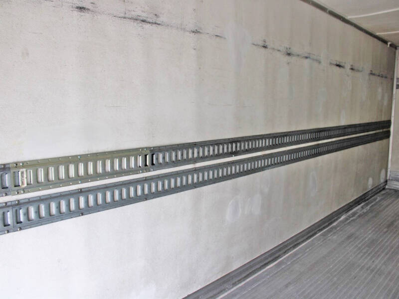 2018 Freightliner M2 106