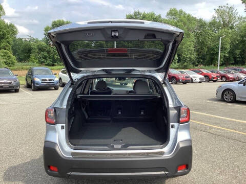 2024 Subaru Outback Premium