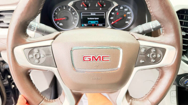 2017 GMC Acadia SLT-1