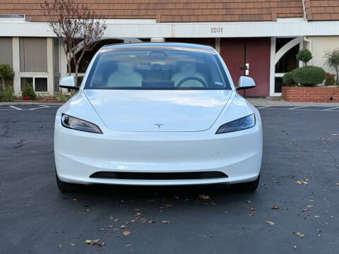 2024 Tesla Model 3 Long Range