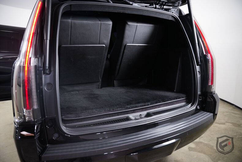 2018 Cadillac Escalade ESV Platinum