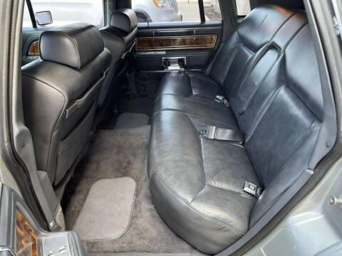 1984 Lincoln Town Car