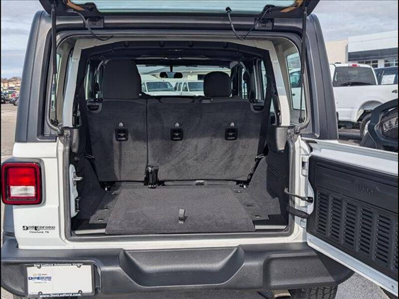 2023 Jeep Wrangler Sport