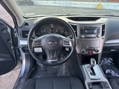 2012 Subaru Outback 2.5i Premium