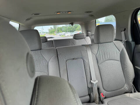 2013 GMC Acadia SLE-1