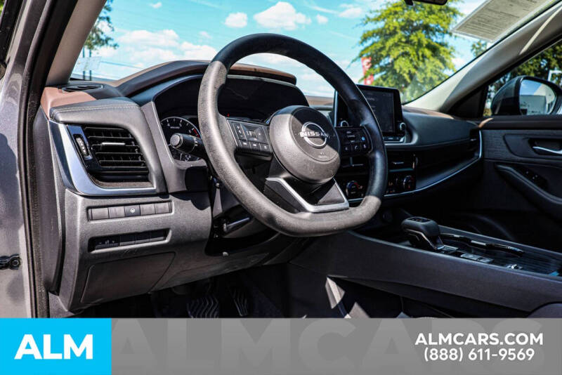 2022 Nissan Rogue SV