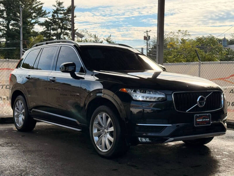 2018 Volvo XC90 T6 Momentum