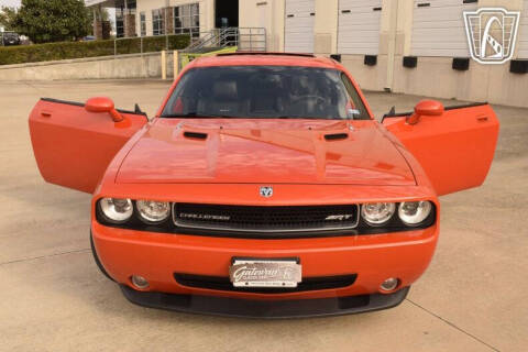 2008 Dodge Challenger SRT8