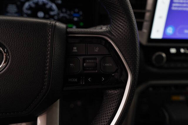 2024 Toyota Sequoia Platinum