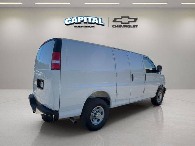 2025 Chevrolet Express 2500