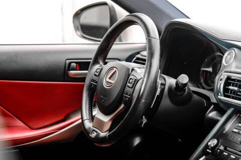2018 Lexus IS 300