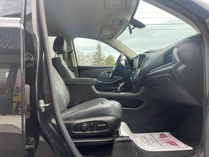 2021 Chevrolet Traverse LT Leather