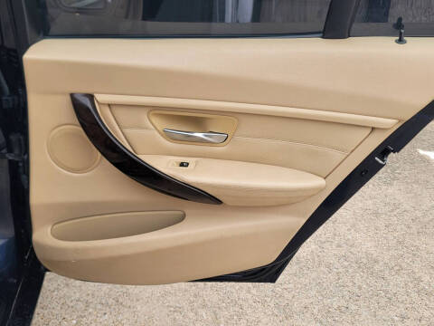 2015 BMW 3 Series 328i