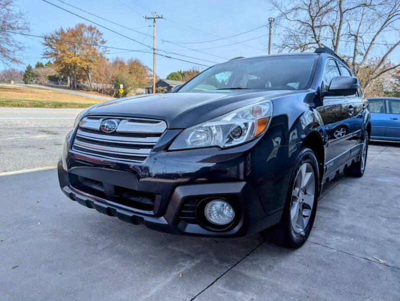 2014 Subaru Outback Limited photo 3