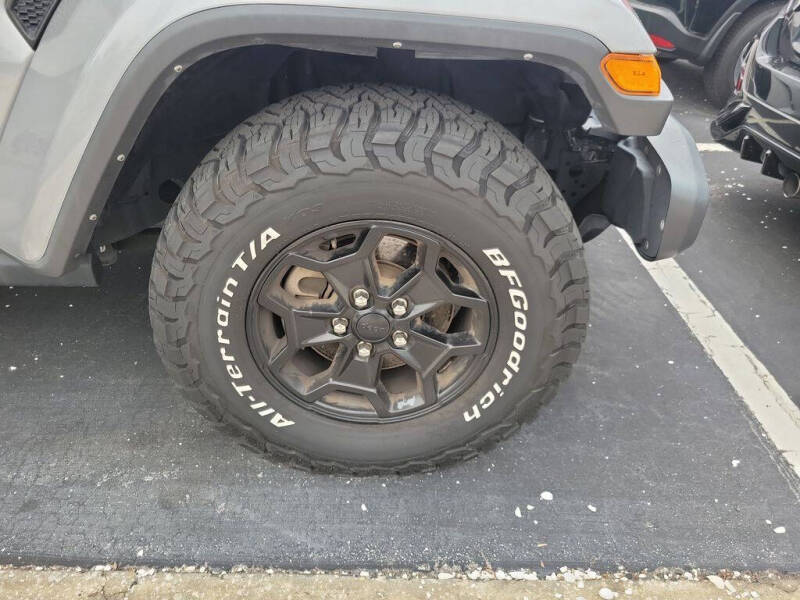 2021 Jeep Gladiator Willys