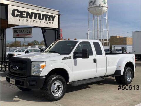 2015 Ford F-350 Super Duty for sale at CENTURY TRUCKS & VANS in Grand Prairie TX