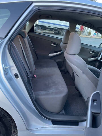 2011 Toyota Prius Two