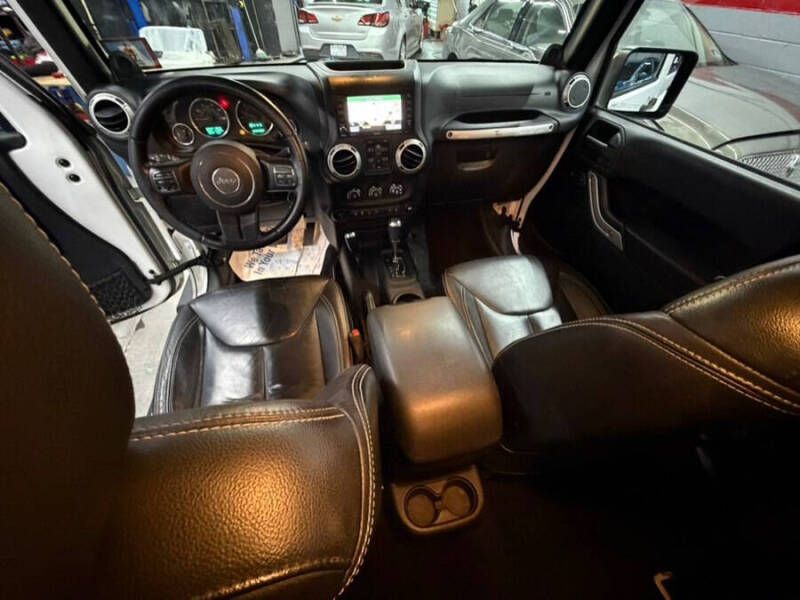 2014 Jeep Wrangler Unlimited Sahara