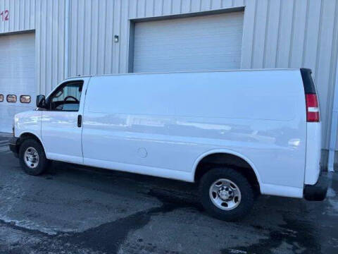 2021 Chevrolet Express 2500