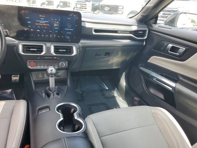 2025 Ford Mustang EcoBoost Premium