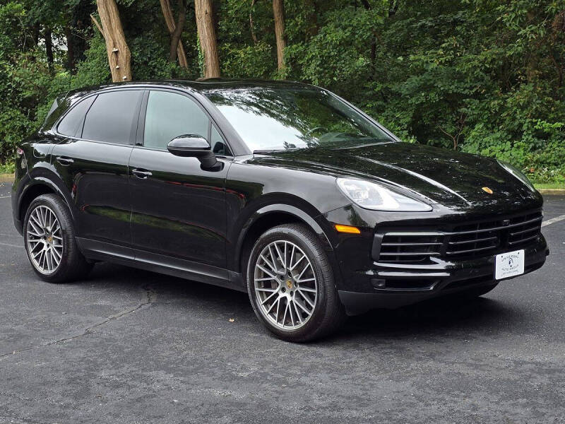 2023 Porsche Cayenne Platinum Edition