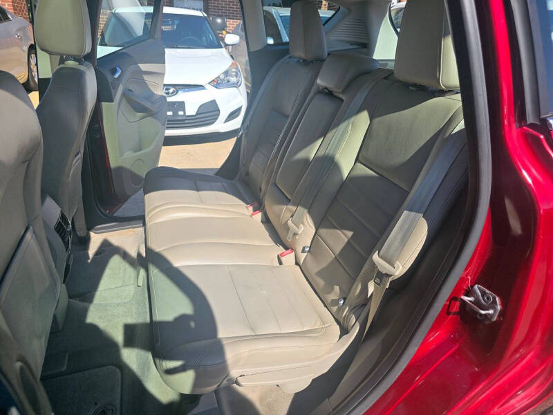 2013 Ford C-MAX Hybrid SEL