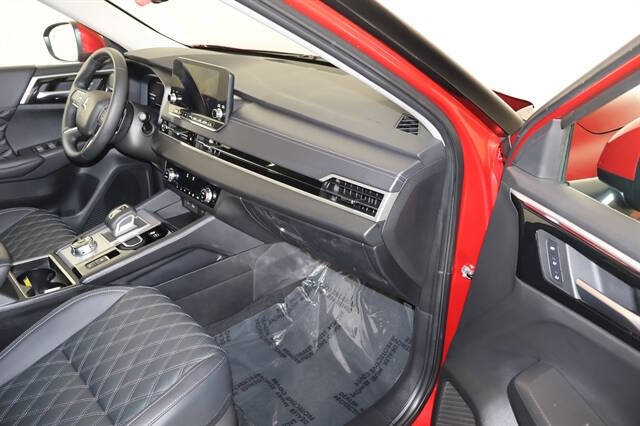 2024 Mitsubishi Outlander PHEV SEL