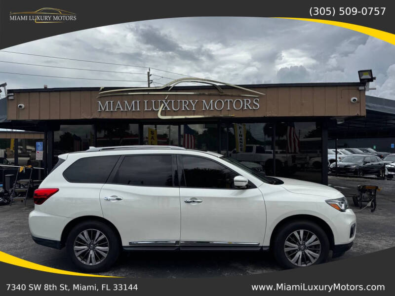 2020 Nissan Pathfinder SL