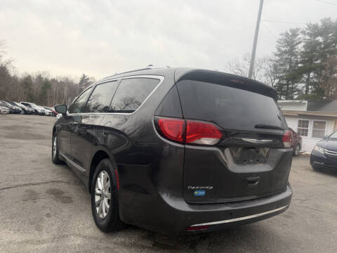 2018 Chrysler Pacifica Touring L
