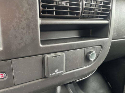 2020 GMC Savana 2500