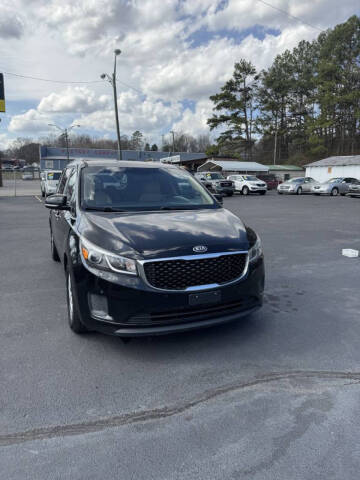 2018 Kia Sedona for sale at Elite Motors in Knoxville TN