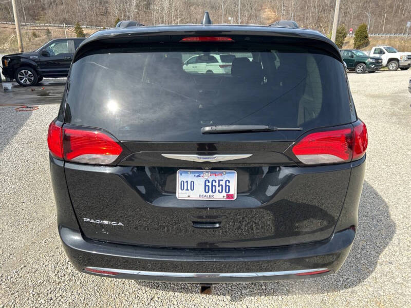 2018 Chrysler Pacifica Touring Plus