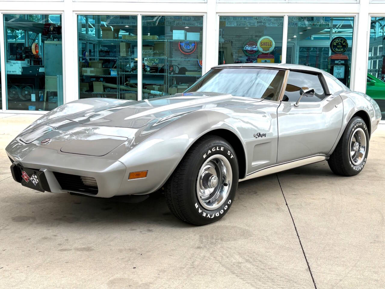 1976 Chevrolet Corvette 11