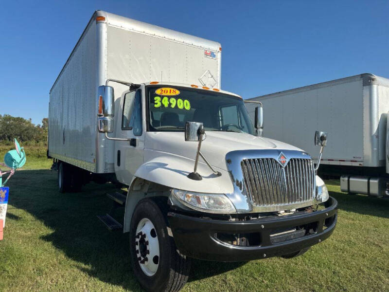2018 International DuraStar 4300