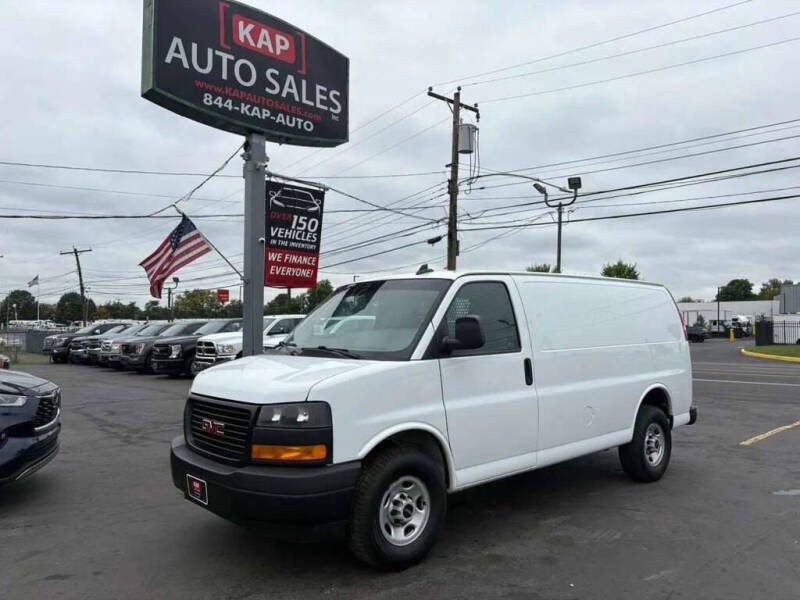 2022 GMC Savana 2500