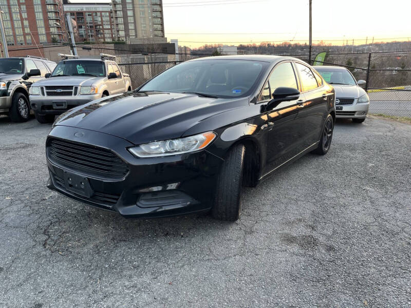 2016 Ford Fusion SE