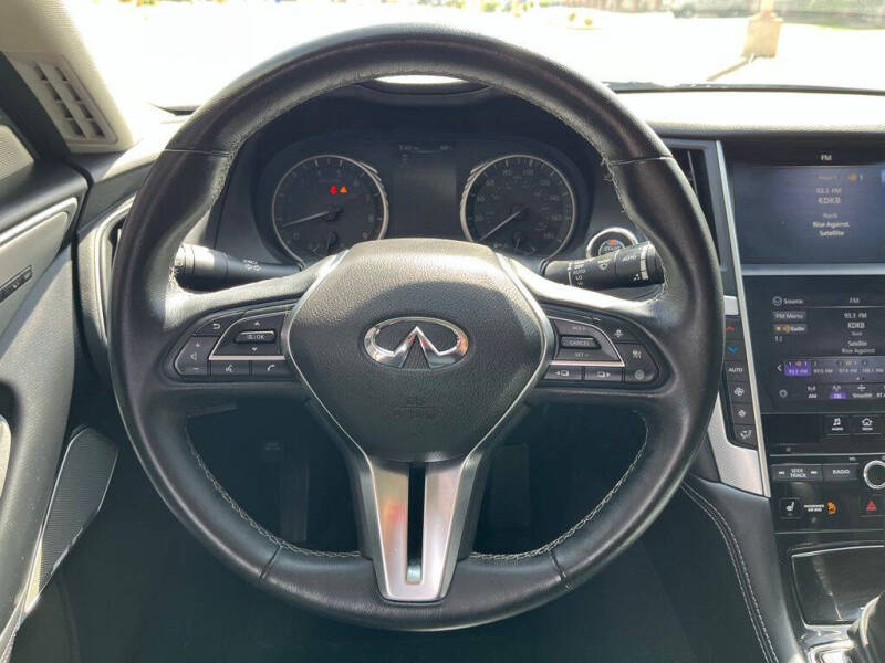 2022 Infiniti Q50 Luxe