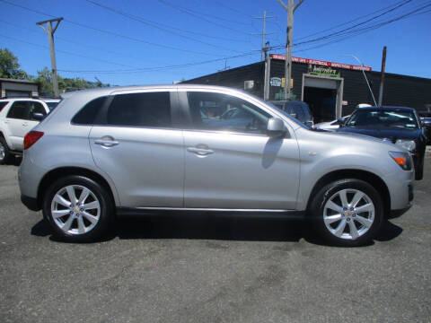 2014 Mitsubishi Outlander Sport SE