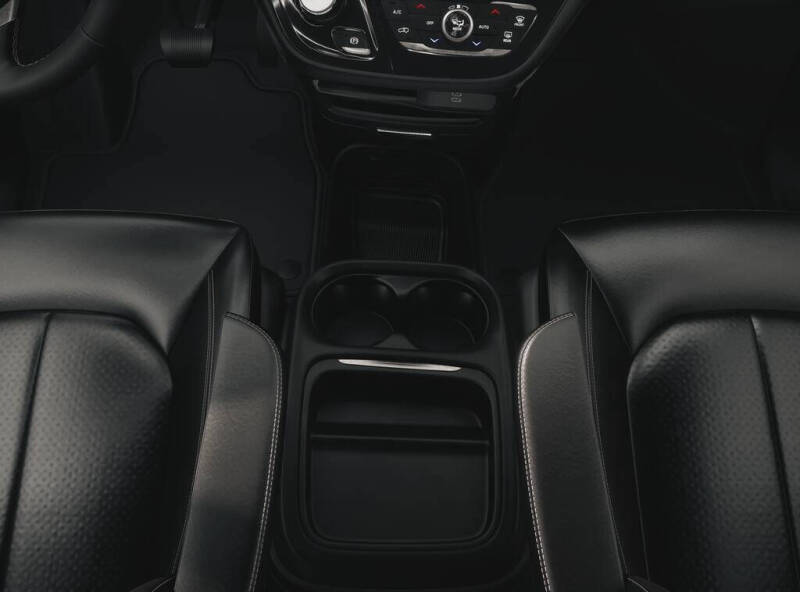 2027 Chrysler Pacifica Select