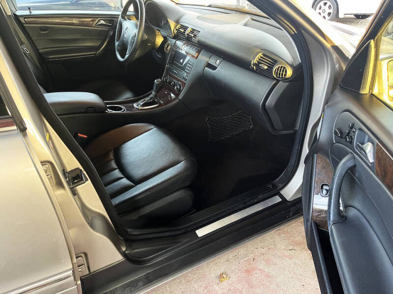 2005 Mercedes-Benz C-Class C 320