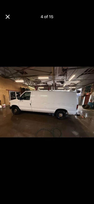 2003 Ford E-Series
