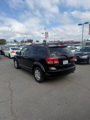 2017 Dodge Journey SE