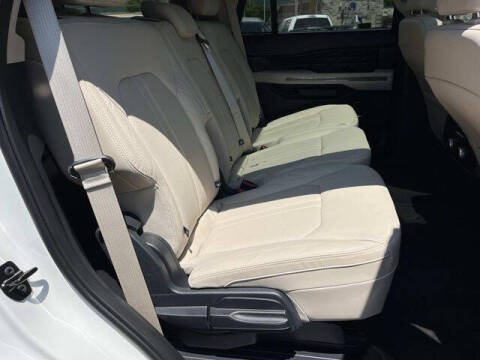 2024 Ford Expedition Platinum