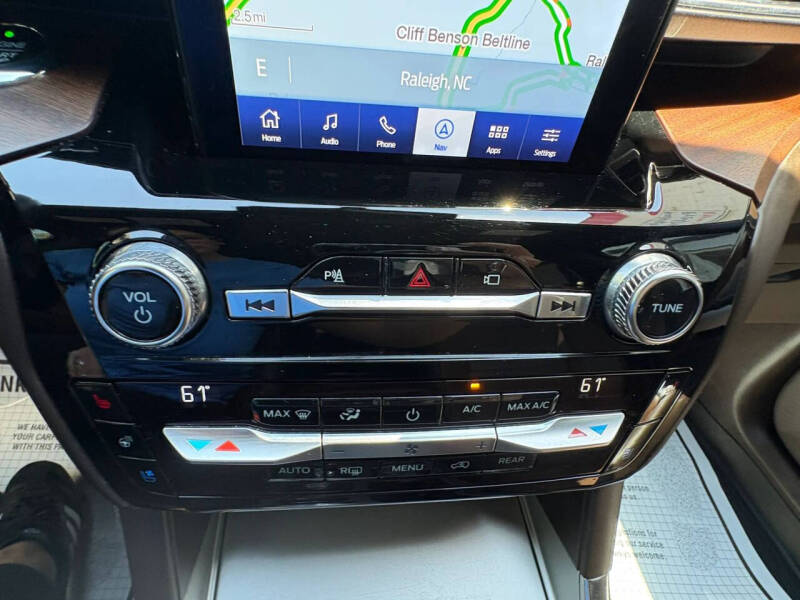 2021 Ford Explorer King Ranch