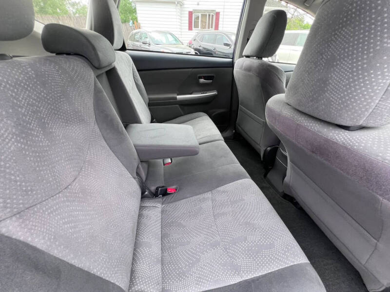 2012 Toyota Prius v Three
