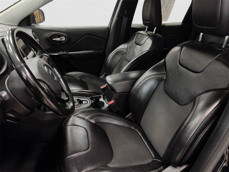 2021 Jeep Cherokee Altitude